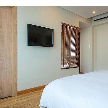 Gemini Saigon Luxury Hotel Ho Chi Minh City Exterior photo